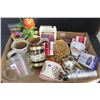 Image 1 : China Cabinet clear-out - Pottery, Pyrex, etc.