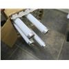 Image 3 : 26 Fluorescent Light Bulbs, 32W, F032/835, 3500K, 47 inch long