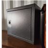 Image 3 : Black metal safe - missing lock