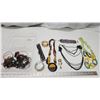 Image 1 : Collection of costume jewelry - assorted