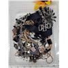 Image 6 : Collection of costume jewelry - assorted