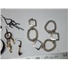 Image 4 : Collection of costume jewelry - assorted