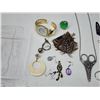 Image 7 : Collection of costume jewelry - assorted