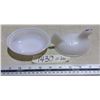 Image 2 : Milk Glass Hen on Nest