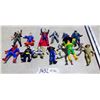 Image 2 : 12 sm. Action Figures
