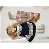 Image 4 : 2 Collector's porcelain dolls