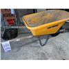 Image 1 : TRUE TEMPER CONTRACTOR WHEELBARROW