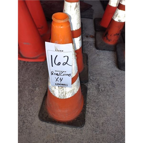 TRAFFIC CONTROL ROAD CONES