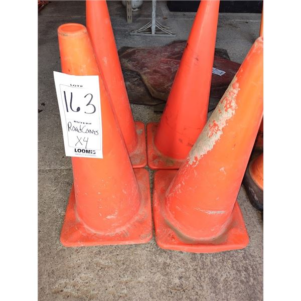 TRAFFIC CONTROL ROAD CONES