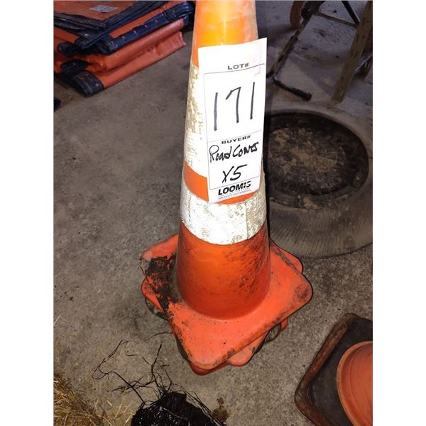 TRAFFIC CONTROL SAFETY CONES