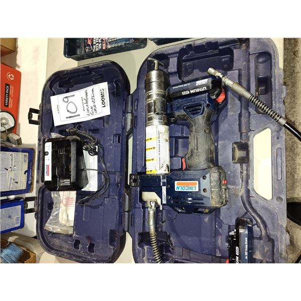 LINCOLN R/C GREASE GUN W/ CASE