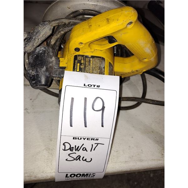 DEWALT ELECTRIC SAW