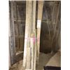 Image 1 : 2X4 PIECES OF WOOD