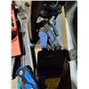 Image 2 : ASSORTMENT OF HAND TOOLS