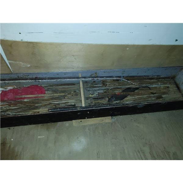 BUNDLE OF REBAR & IRON STAKES