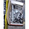 Image 3 : LARGE NEW HARDWARE LOT
