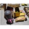Image 2 : PARTS STOCK LOT