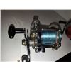 Image 3 : SET OF 3 ASSORTED FISHING REELS