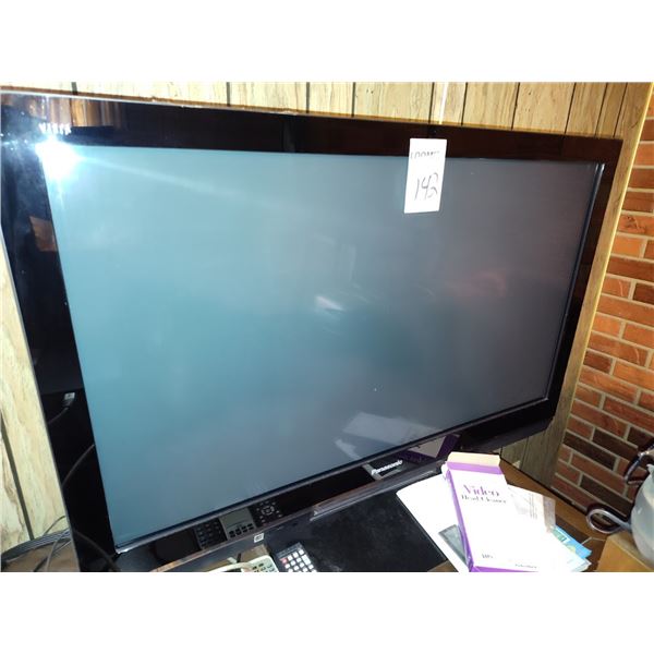 PANASONIC FLAT SCREEN TV
