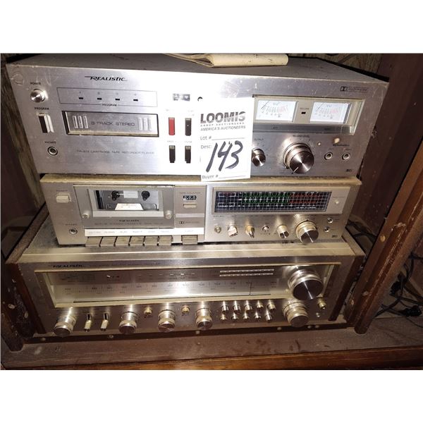 VINTAGE REALISTIC STEREO & COMPONENTS SYSTEM