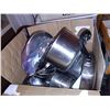 Image 2 : CROCK POT & COOKWARE LOT