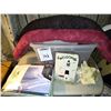 Image 1 : LOT OF HOME ITEMS