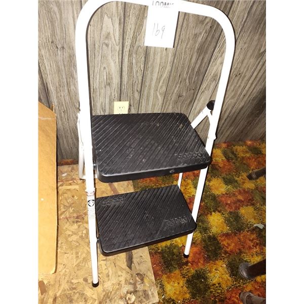 COSCO STEP STOOL