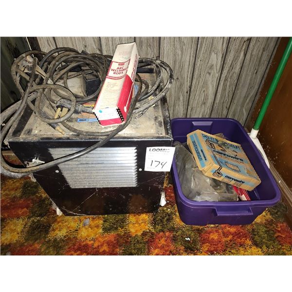 CRAFTSMAN COLORMATIC CONTINUOUS CONTROL ARC WELDER W/ SUPPLIES