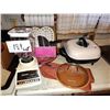 Image 1 : KITCHENWARE SALES LOT