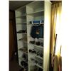 Image 2 : WHITE STORAGE UNIT