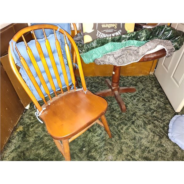 3 PIECE WOOD KITCHEN TABLE SET