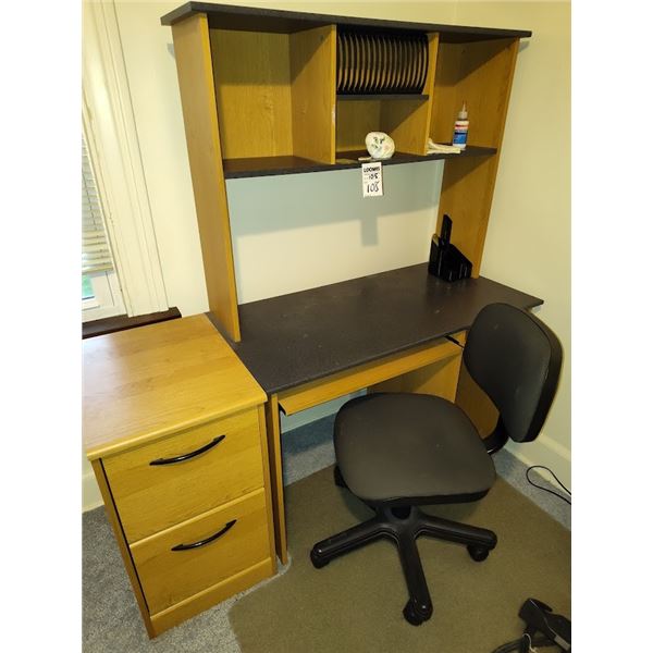 LIKE NEW HOME OFFICE WITH CHAIR