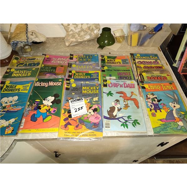 VINTAGE CARTOON COMIC BOOK LOT