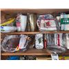 Image 4 : BUNDLE LOT OF HOME GOODS