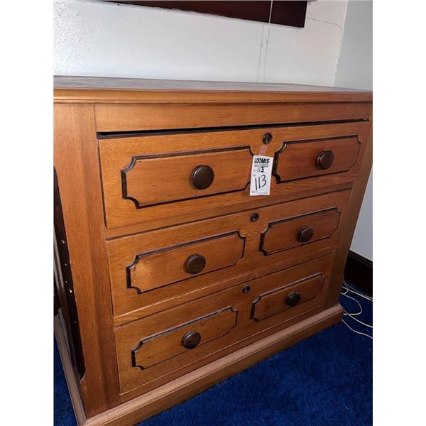 ANTIQUE 3 DRAWER CHEST