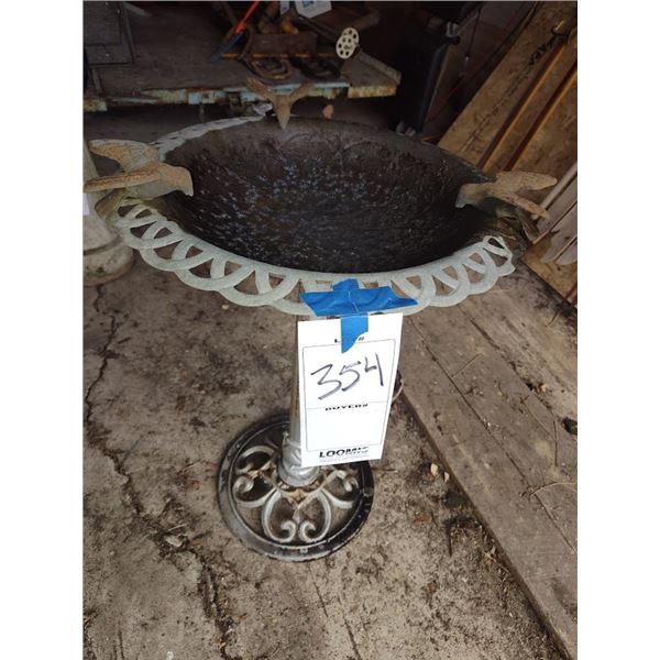 ANTIQUE CAST ORNATE BIRD BATH