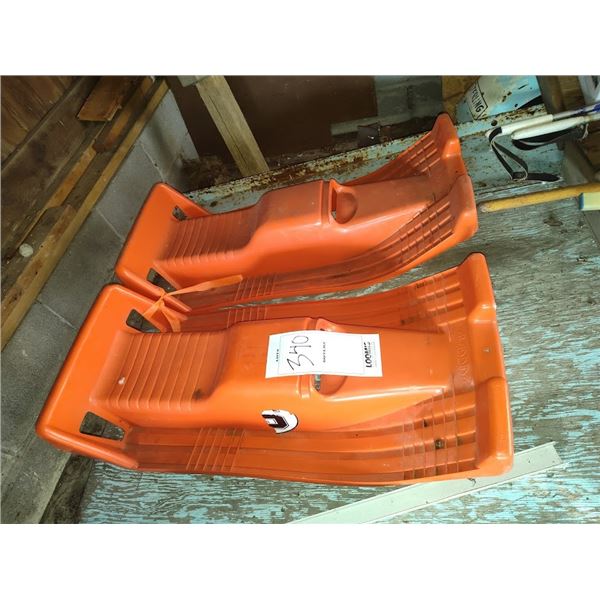 Set of 2 vintage racer sleds