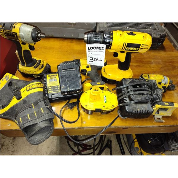 LARGE LOT OF DEWALT R/C POWER TOOLS & BELT HOLDER