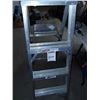 Image 3 : 4' ALUMINUM STEP LADDER