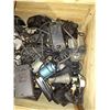 Image 5 : WOOD CHEST W/ MANY VINTAGE & ANTIQUE SEWING MACHINE PARTS