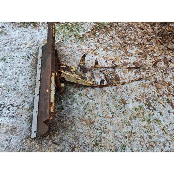 LAWN TRACTOR PLOW