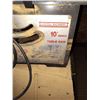 Image 2 : 10" TABLE SAW W/ STAND