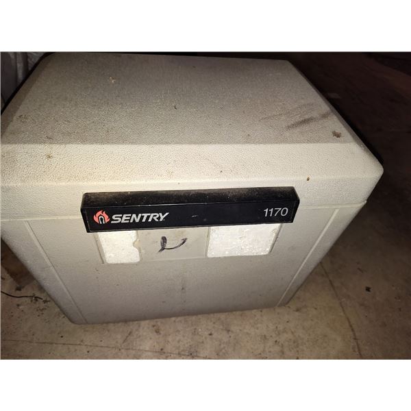 SENTRY SAFE #1170