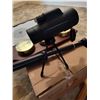 Image 4 : BUNDLE LOT INCLUDES FIELD SCOPE & BAROMETER