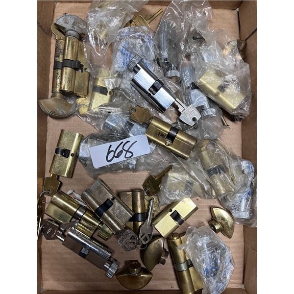 NEW LOCK W/ KEY BUNDLE