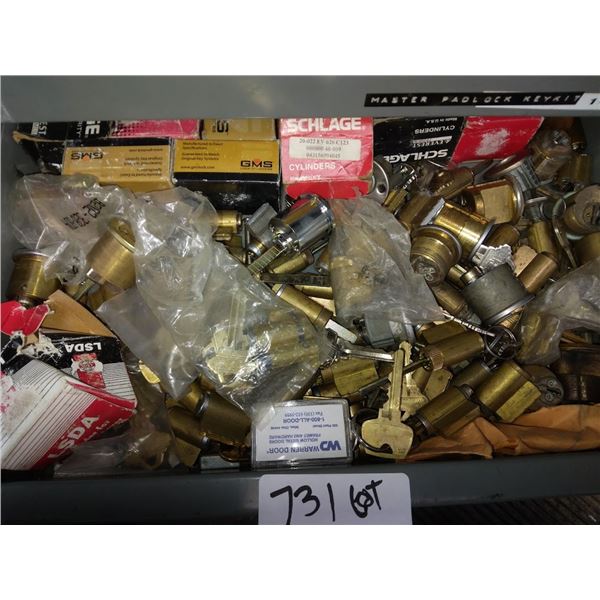 LARGE SALES LOT OF NEW CYLINDER LOCKS