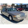 Image 2 : FORD CROWN VICTORIA 2004 APP  DUP/T-DON