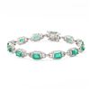 Image 1 : 6.93 ctw Emerald and 1.45 ctw Diamond 18K White Gold Bracelet