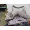 Image 1 : BOX C/W ASSORTED PURSES