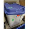 Image 1 : WHITE RUBBERMAID TOTE C/W LID (APPROX. 20" X 15")